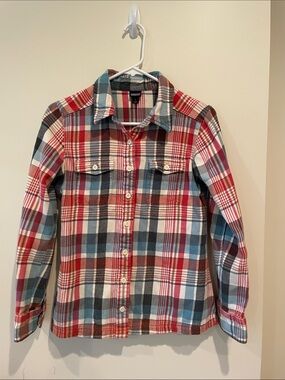 Patagonia Flannel - Size 2 Women’s